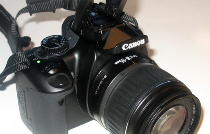 Фотоаппарат Canon EOS 400D digital